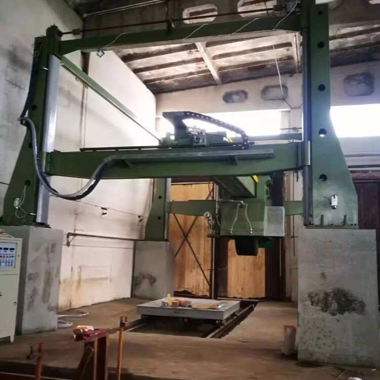 御影石マルチ鋸刃切断機